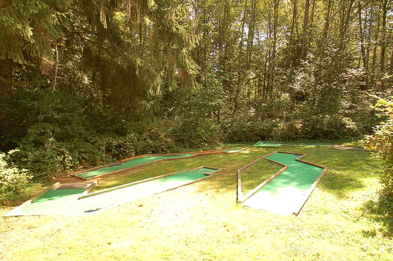 Mount Vernon Camping Resort 16 Ft. Yurt 6 Bow 外观 照片